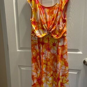 Ruby Rd. Orange and Yellow Patterned Top